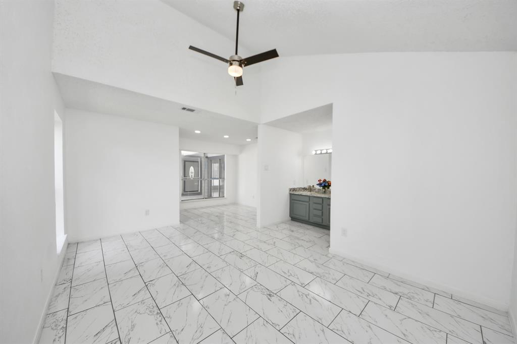 1106 Pecan Glen Drive, Missouri City, Texas image 23