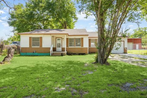 502 Hawkins Avenue Houston TX 77037