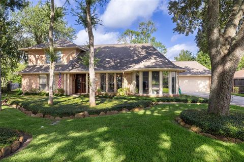 Photo of 3506 Crosscreek Court, Missouri City, TX 77459 (MLS # 49428430) Photo of 3506 Crosscreek Court, Missouri City, TX 77459 (MLS # 49428430)