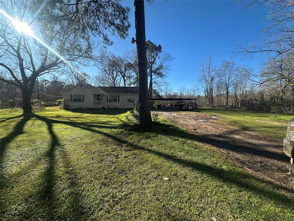 2396 County Road 2050, Hull, Texas image 1