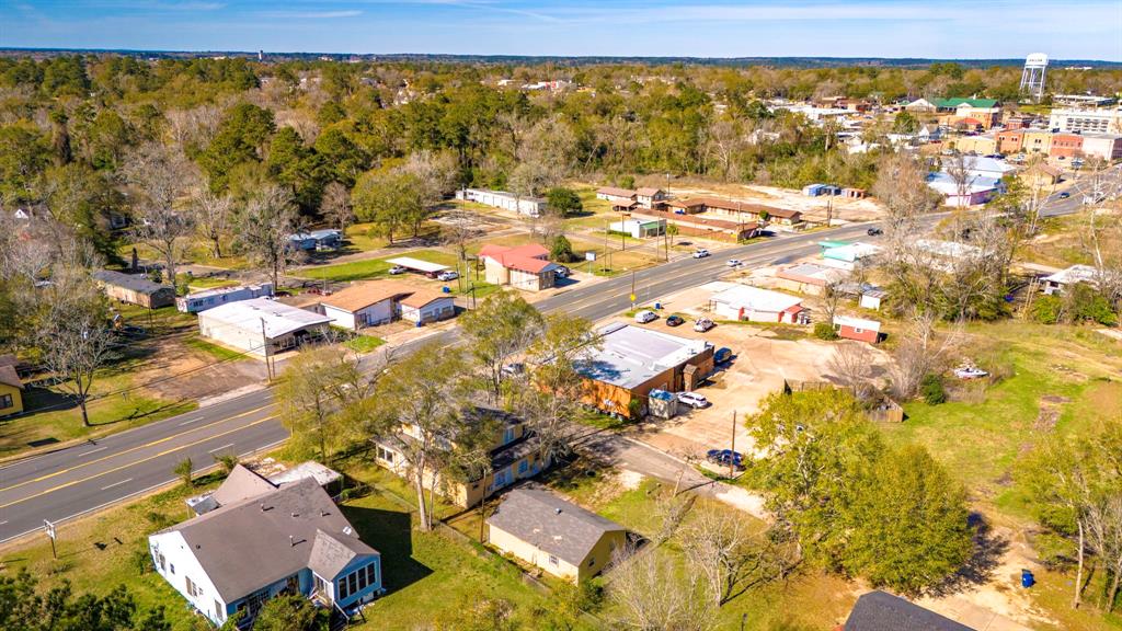 303 S Washington Avenue, Livingston, Texas image 4