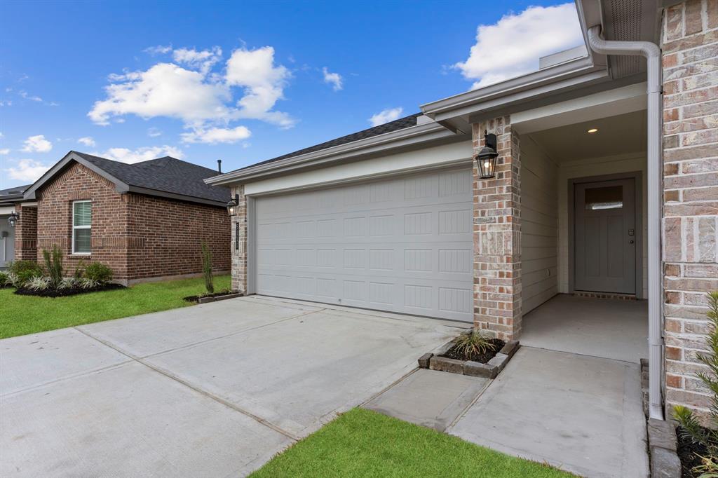 5111 Hunters Trail Trl, Fresno, Texas image 3