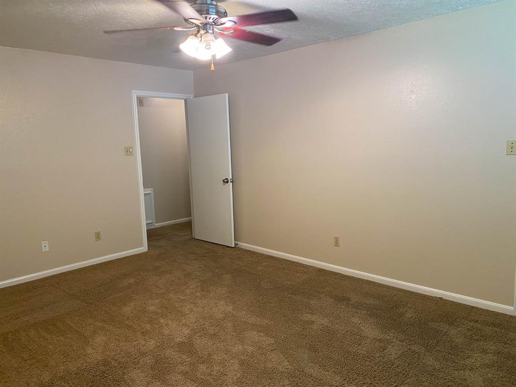 510 Hillary Circle, Sugar Land, Texas image 17