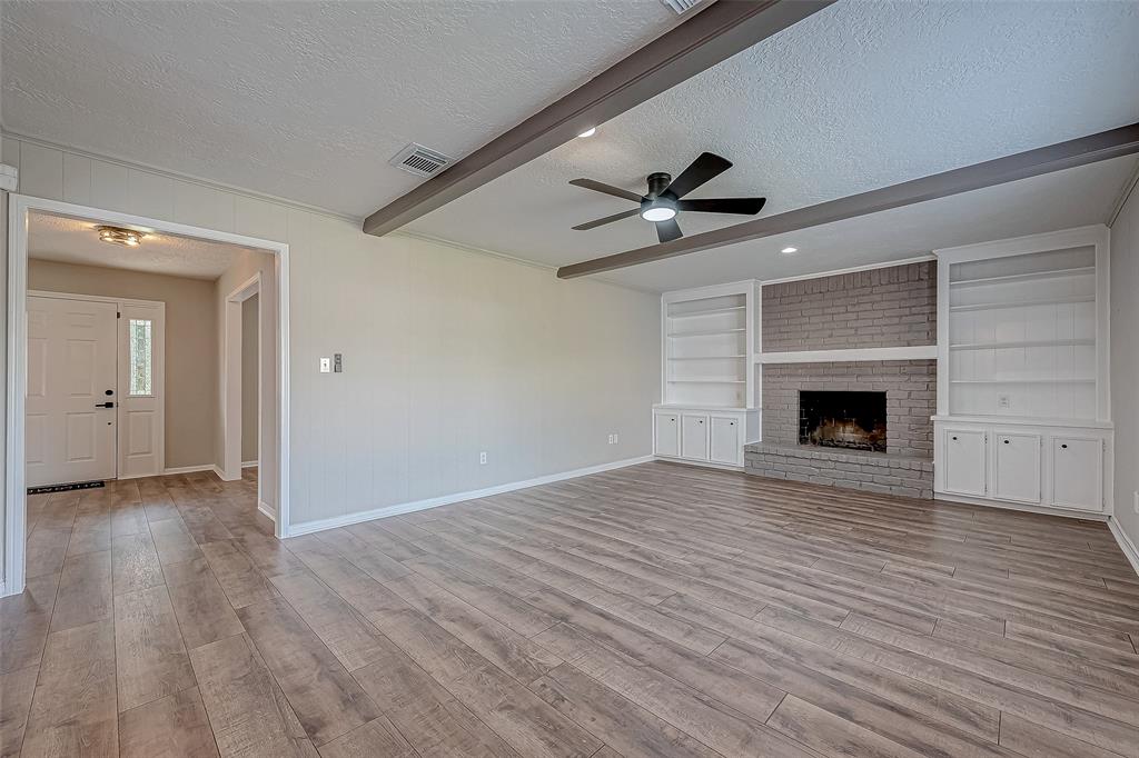 5615 Mossy Timbers Drive, Humble, Texas image 12