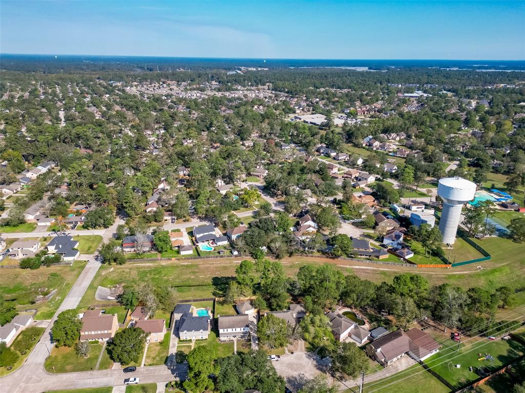 5615 Mossy Timbers Drive, Humble, Texas image 46