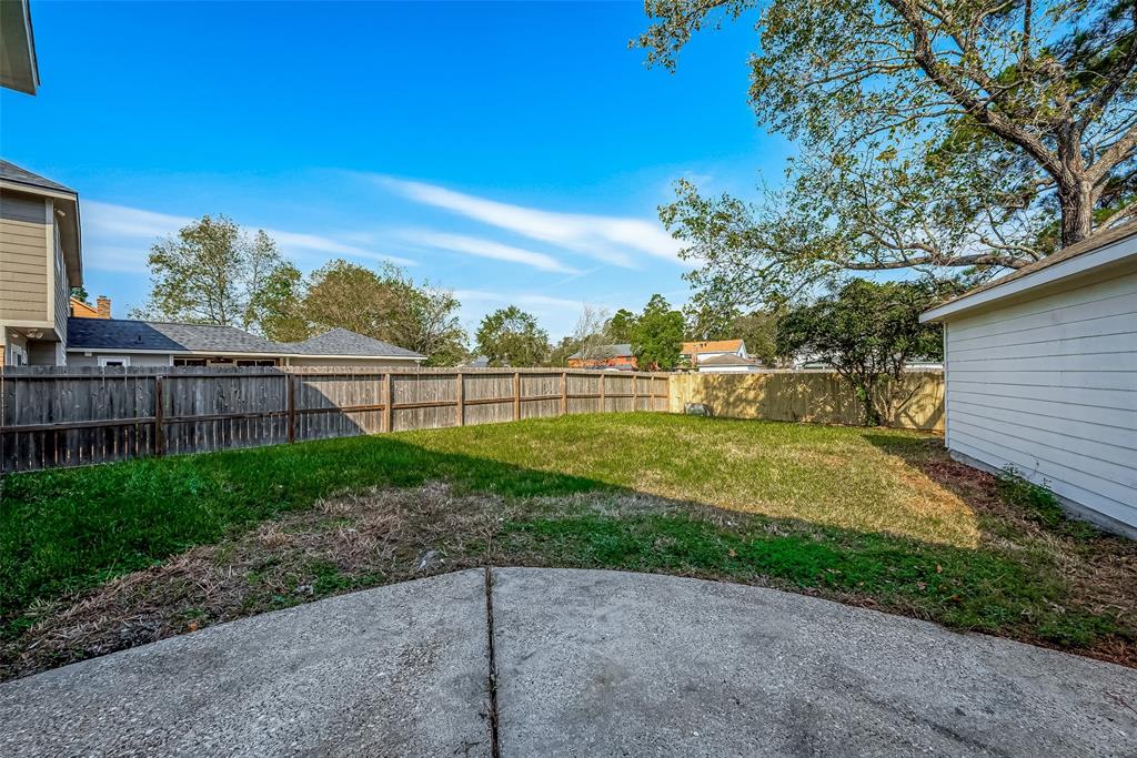 5615 Mossy Timbers Drive, Humble, Texas image 42