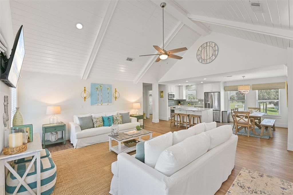 3401 Petite Circle, Galveston, Texas image 5