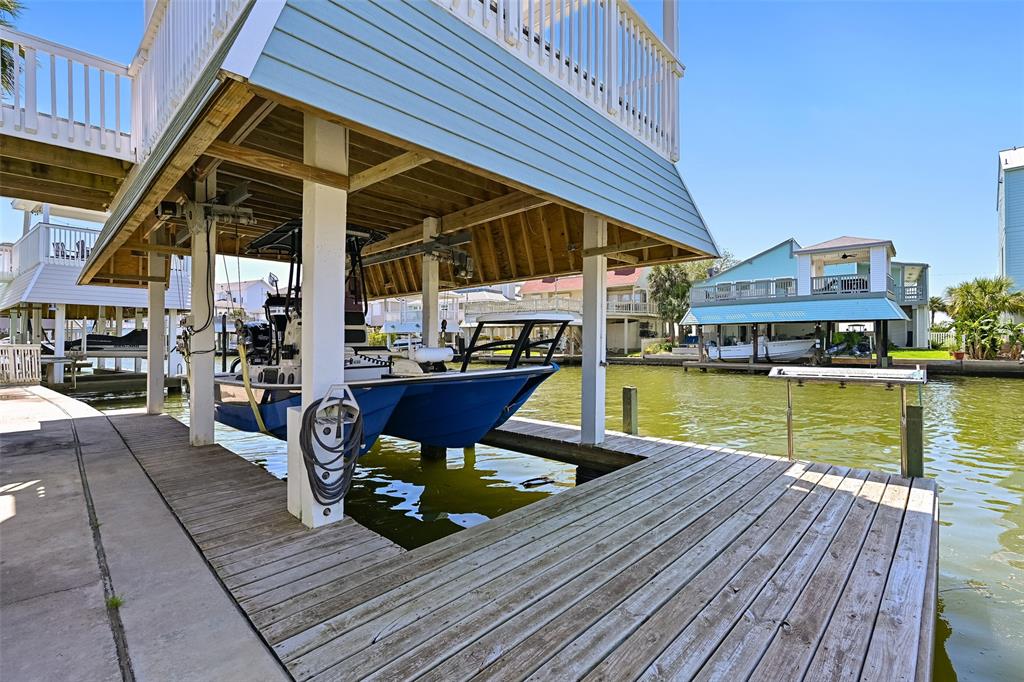 3401 Petite Circle, Galveston, Texas image 37