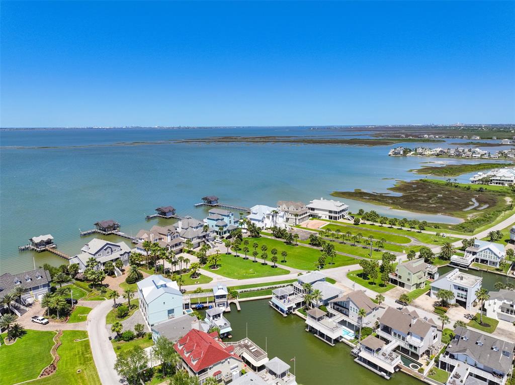 3401 Petite Circle, Galveston, Texas image 40