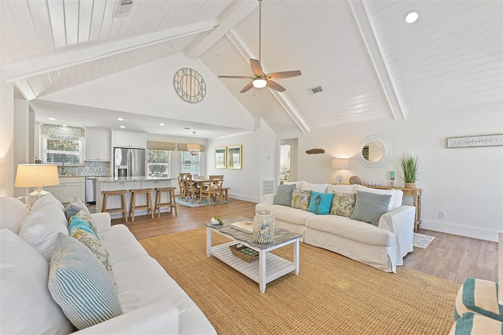 3401 Petite Circle, Galveston, Texas image 4