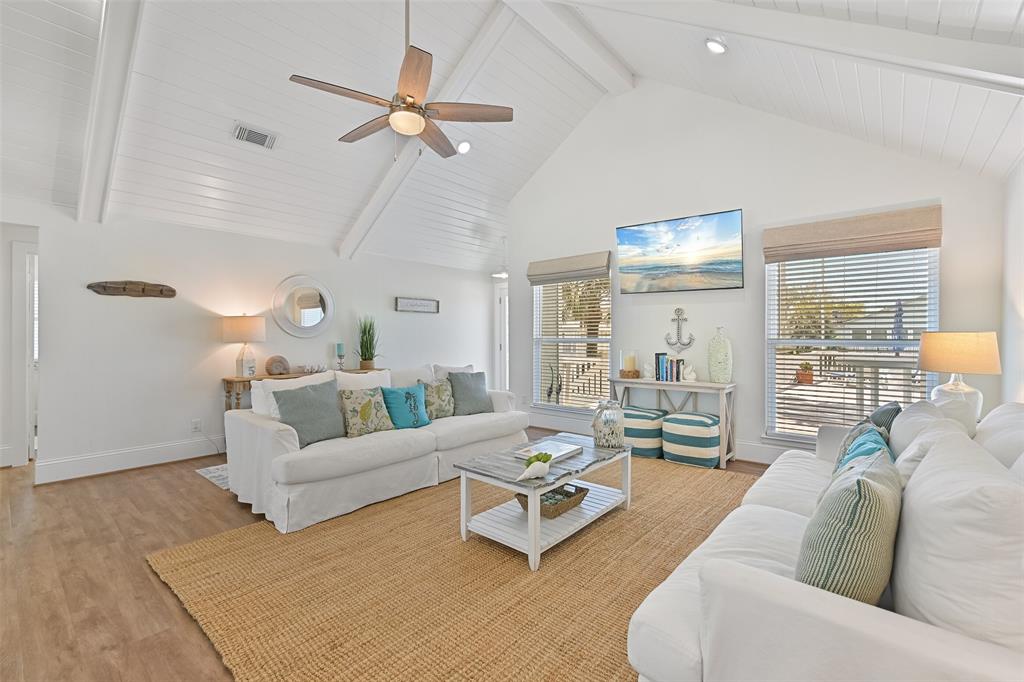 3401 Petite Circle, Galveston, Texas image 6