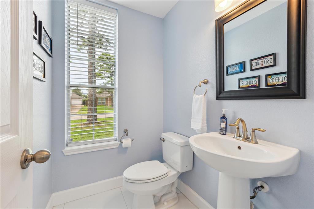 3010 Brookview Drive, Pearland, Texas image 14