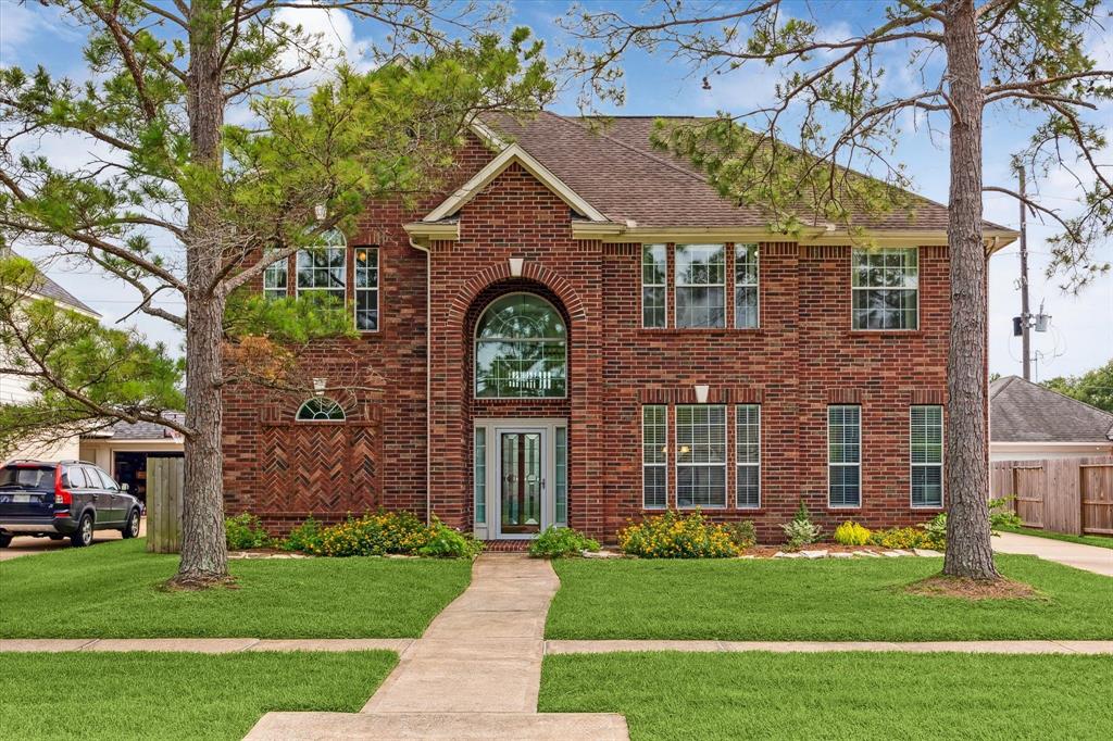 3010 Brookview Drive, Pearland, Texas image 1