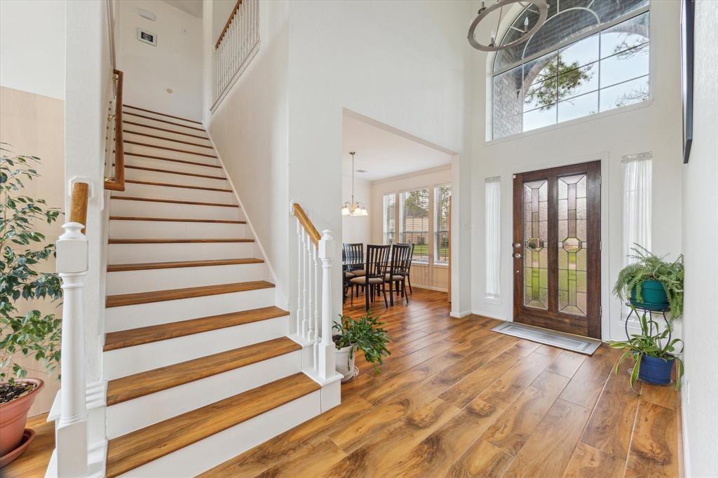 3010 Brookview Drive, Pearland, Texas image 4