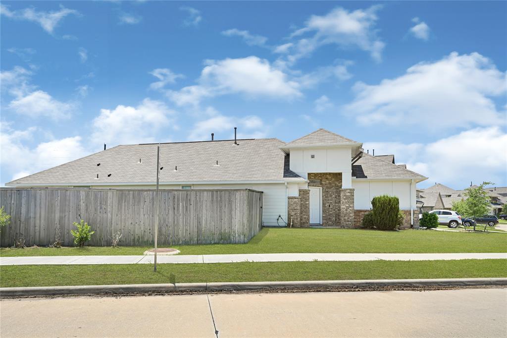 20203 Rainflower Bay Lane, Richmond, Texas image 4