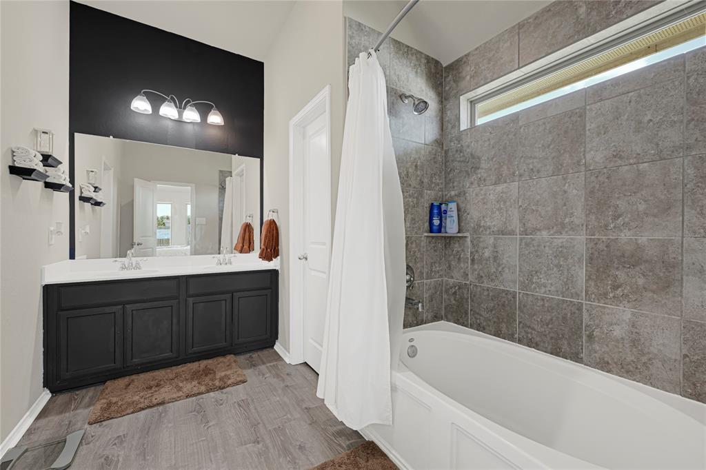 20203 Rainflower Bay Lane, Richmond, Texas image 23