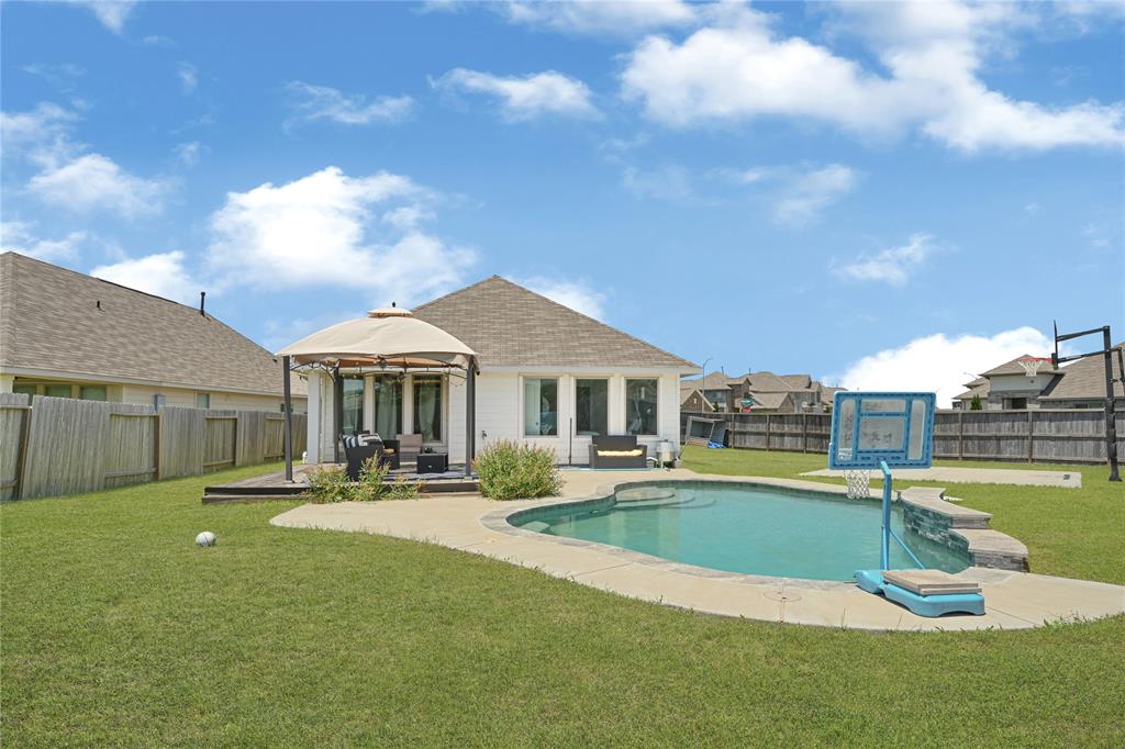 20203 Rainflower Bay Lane, Richmond, Texas image 7