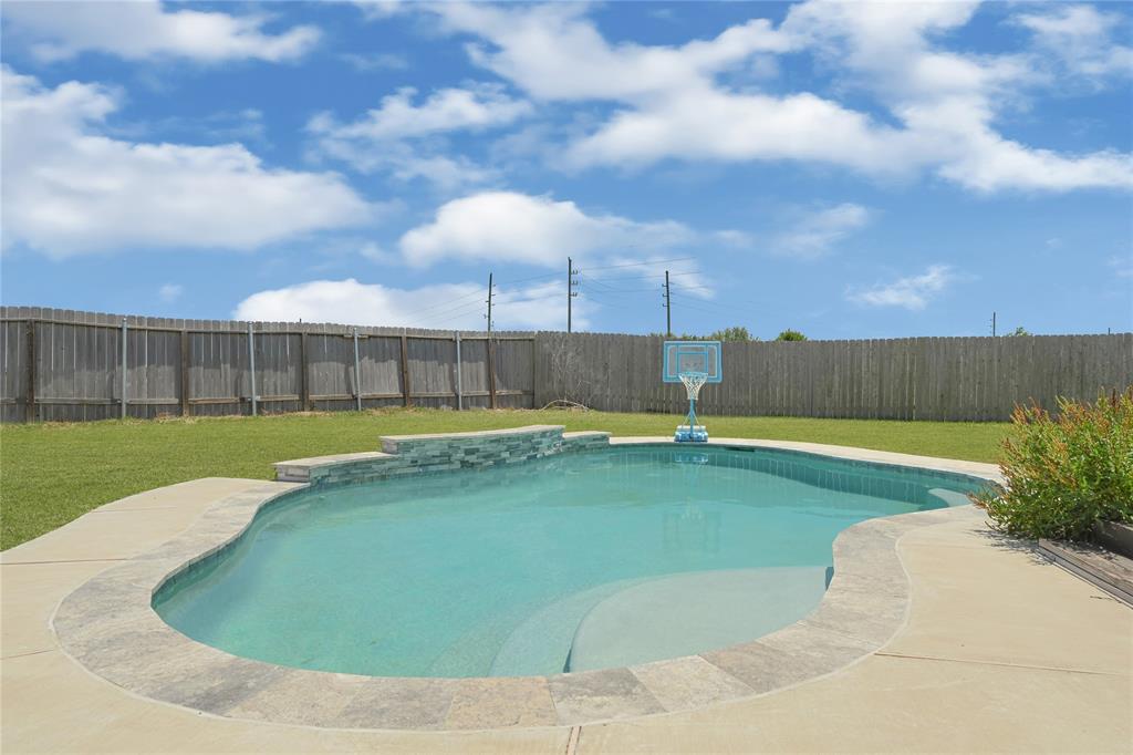 20203 Rainflower Bay Lane, Richmond, Texas image 9