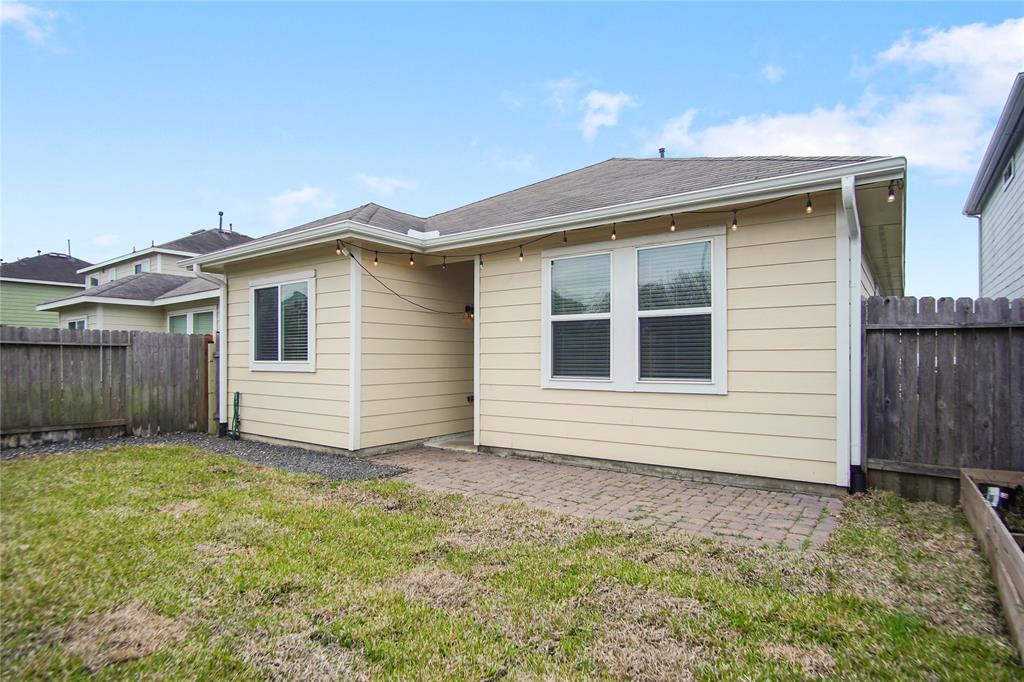21730 Mossy Field Lane, Spring, Texas image 13