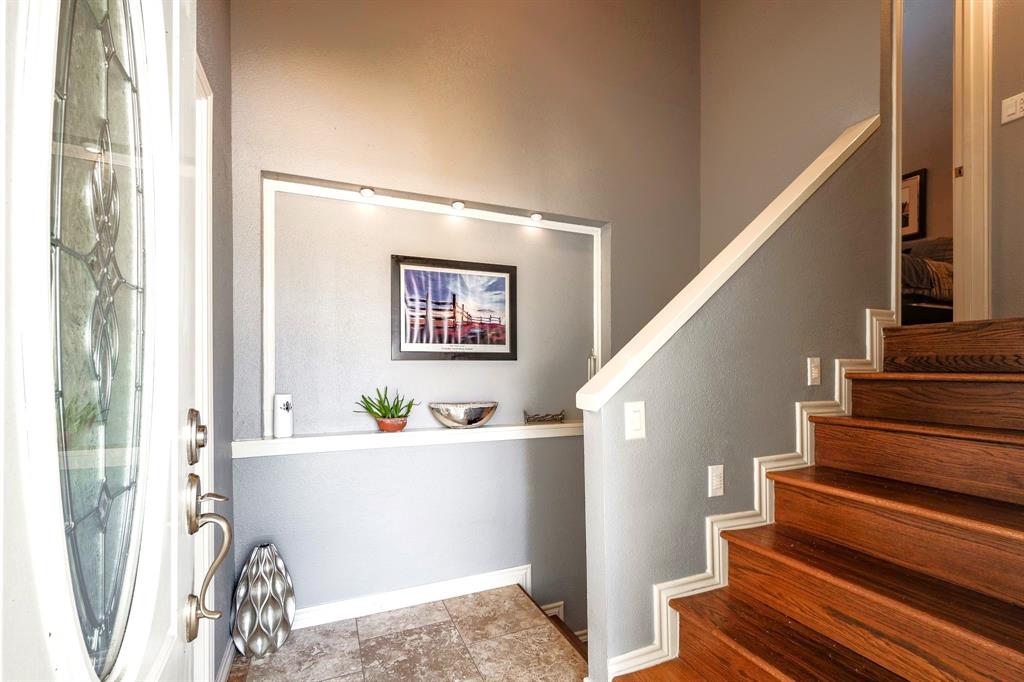 325 Carolcrest Ln 2