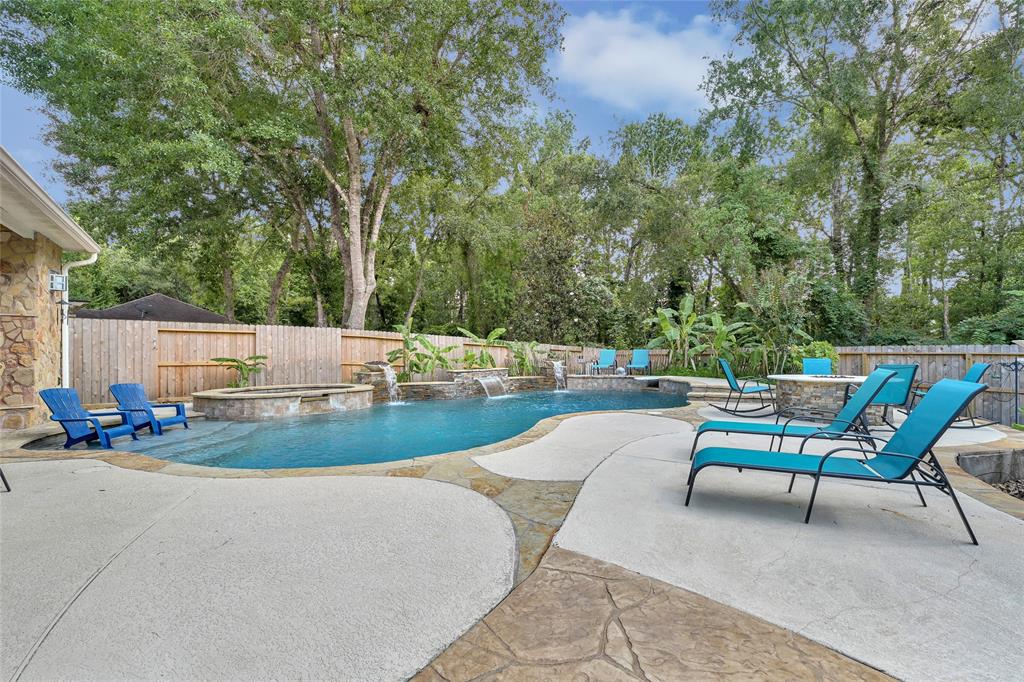 28315 Hollow Springs Lane, Spring, Texas image 38