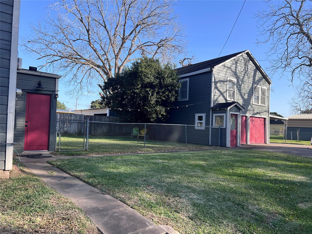 602 E Alabama Street, Wharton, Texas image 32