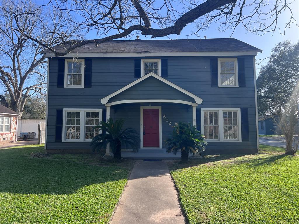 602 E Alabama Street, Wharton, Texas image 2