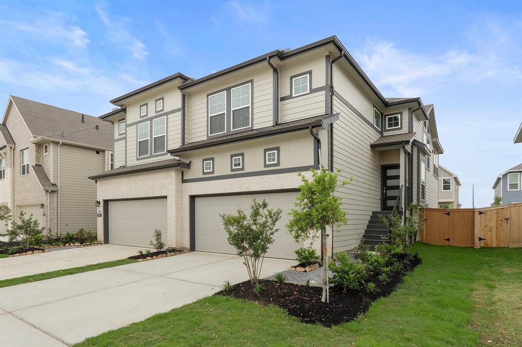12722 Dog Canyon Trail, Cypress, Texas image 2