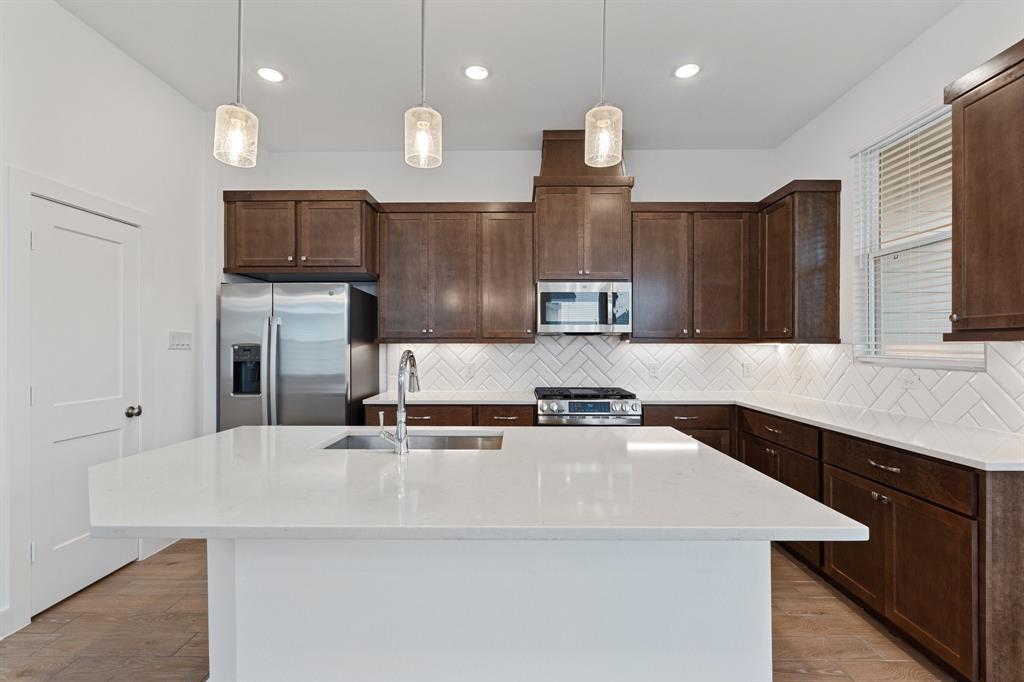 12722 Dog Canyon Trail, Cypress, Texas image 4