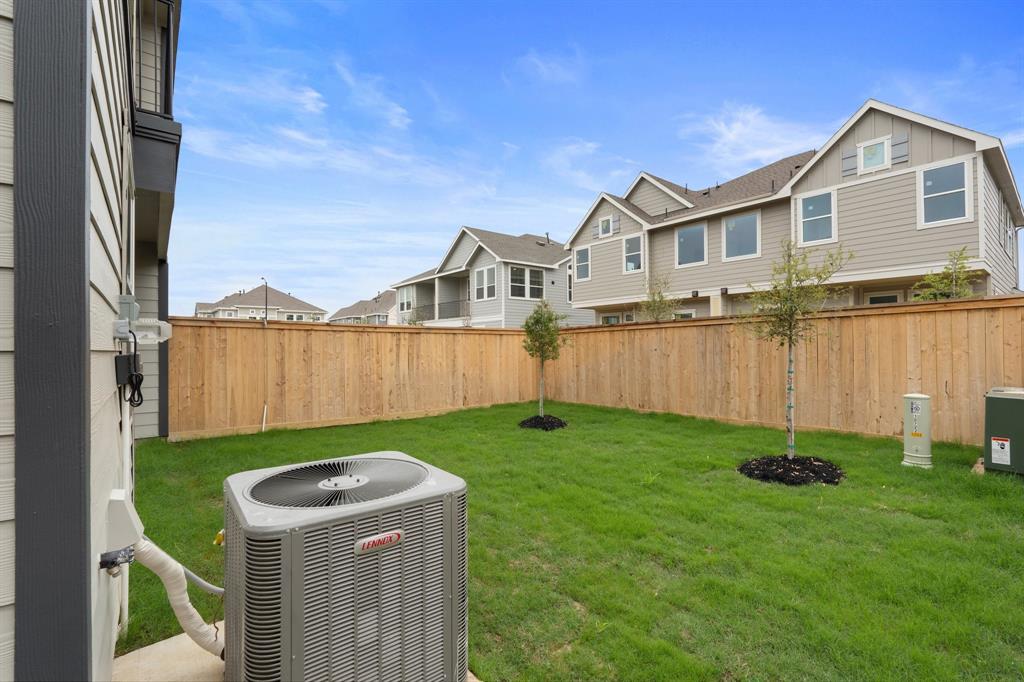 12722 Dog Canyon Trail, Cypress, Texas image 25