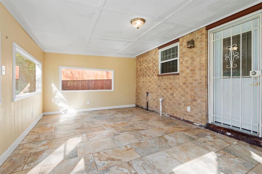 21819 Carisbrook Lane, Humble, Texas image 29