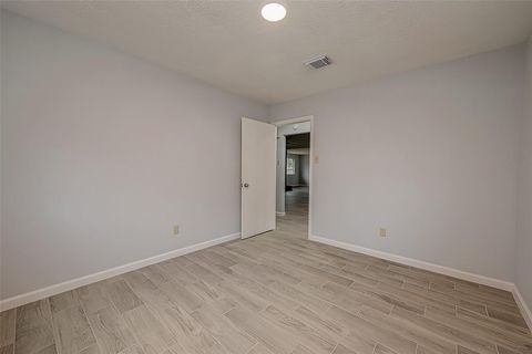 listing image 30