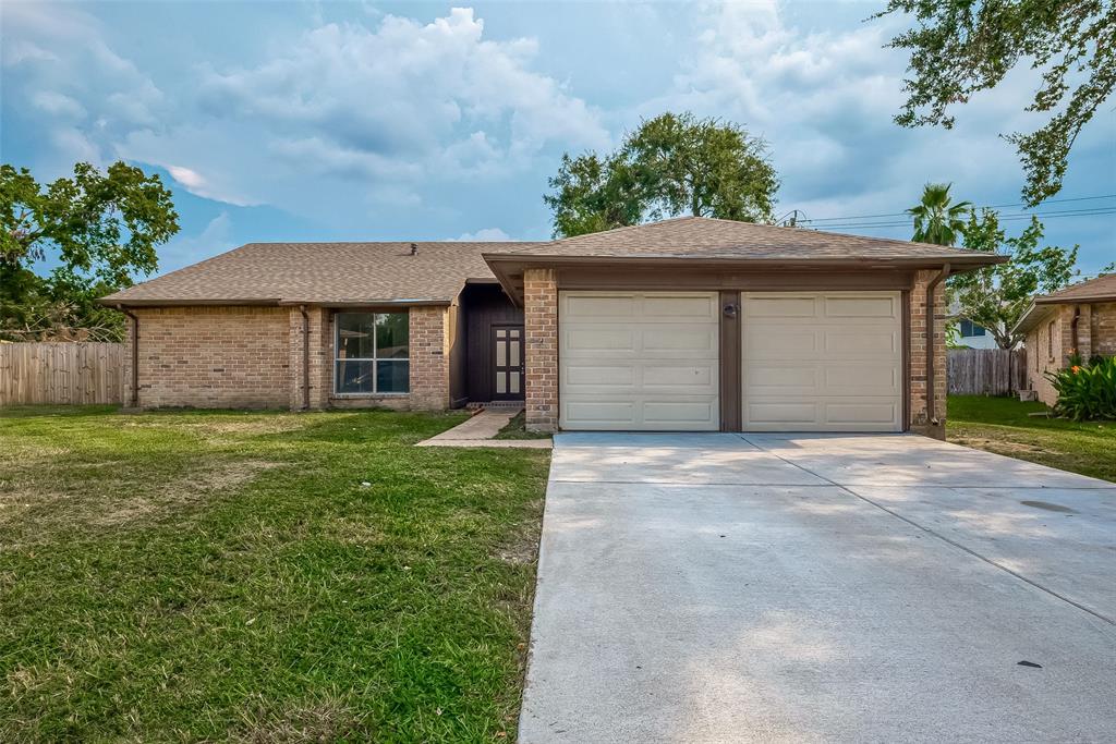 1823 Ripple Creek Drive, Missouri City, Texas image 1