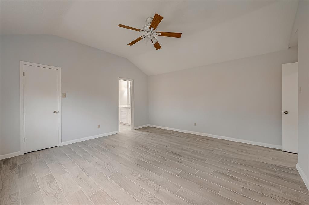1823 Ripple Creek Drive, Missouri City, Texas image 25