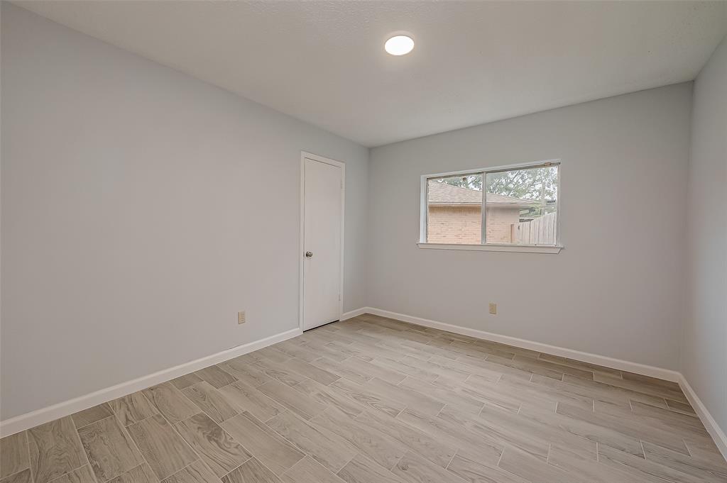 1823 Ripple Creek Drive, Missouri City, Texas image 30