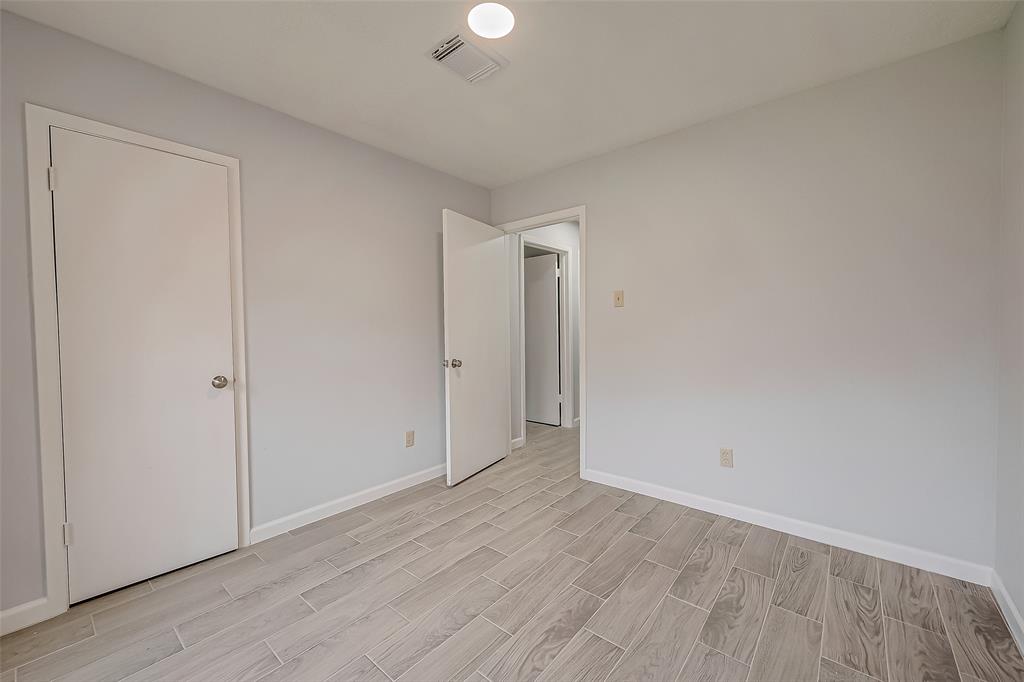 1823 Ripple Creek Drive, Missouri City, Texas image 34