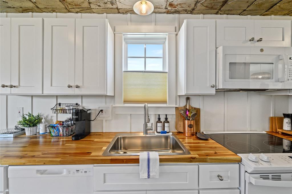 3515 Ursuline Street, Galveston, Texas image 14