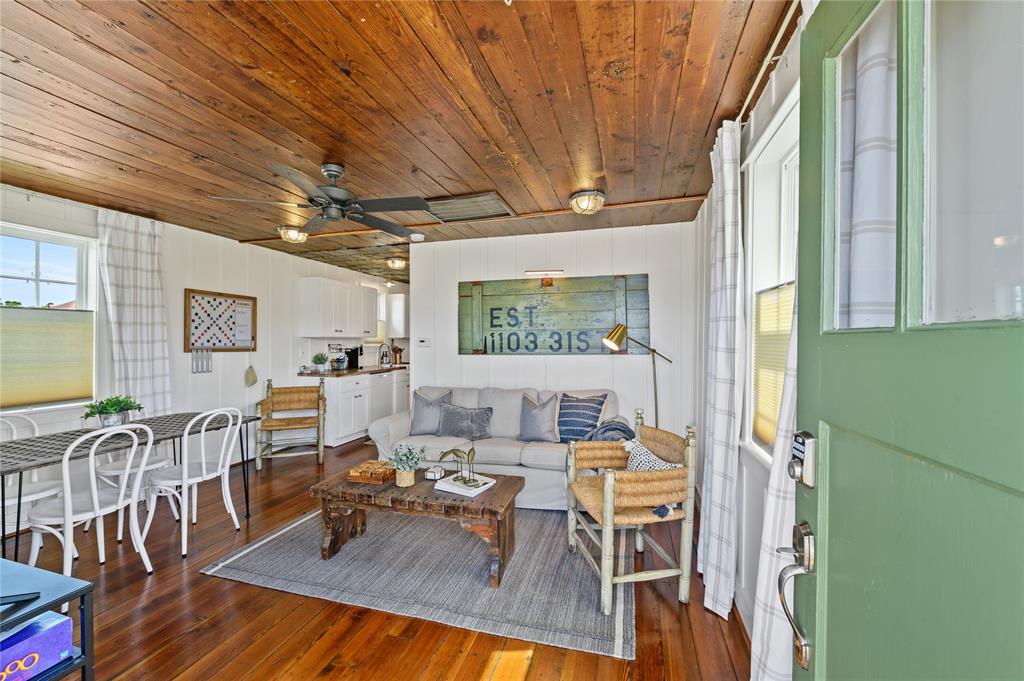 3515 Ursuline Street, Galveston, Texas image 5