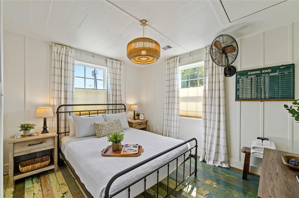 3515 Ursuline Street, Galveston, Texas image 11
