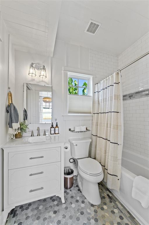 3515 Ursuline Street, Galveston, Texas image 13