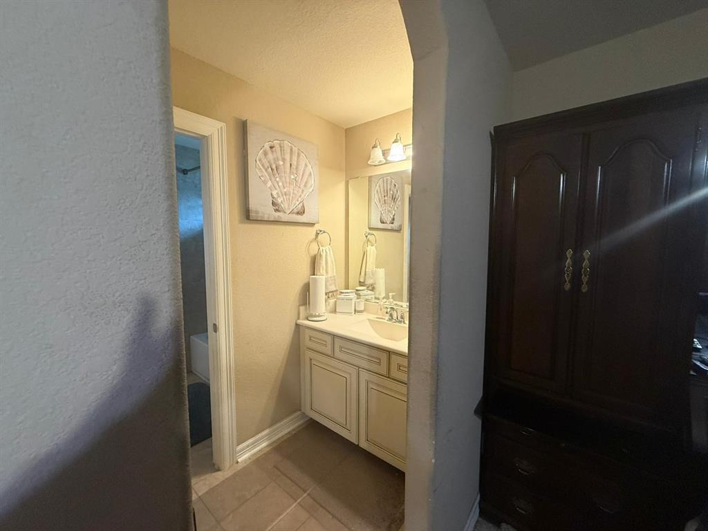 422 Old Orchard Drive