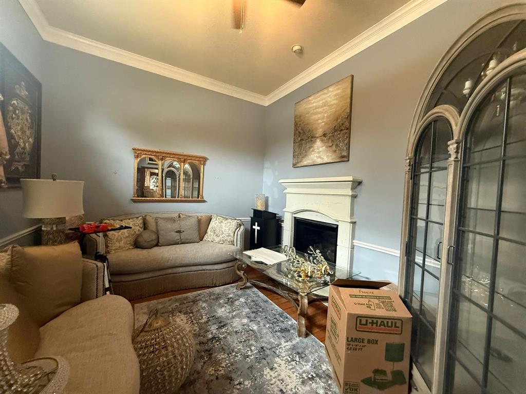 422 Old Orchard Drive