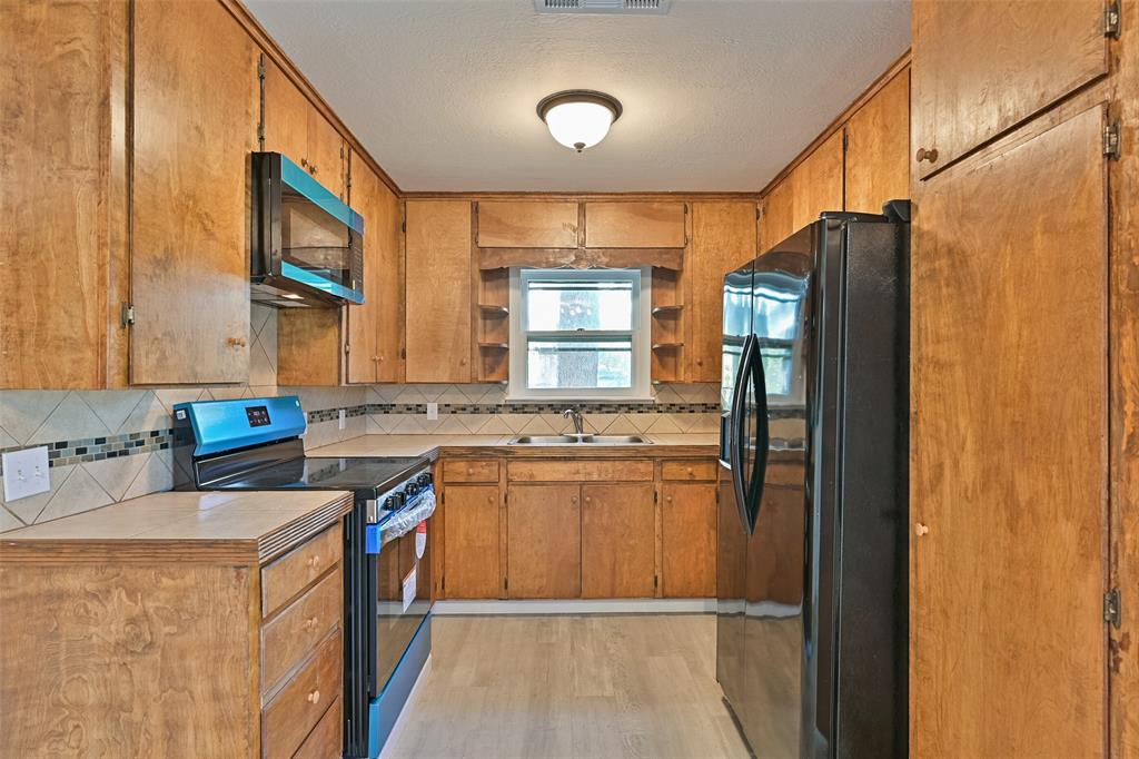 6319 Jackson Road, Hitchcock, Texas image 11