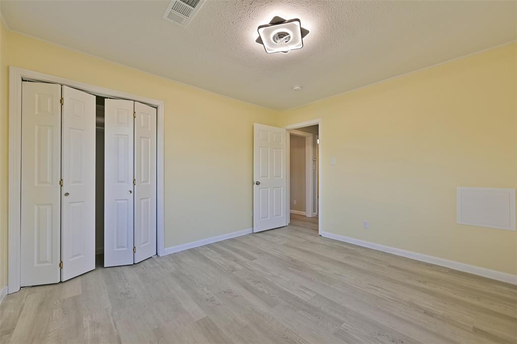 6319 Jackson Road, Hitchcock, Texas image 17