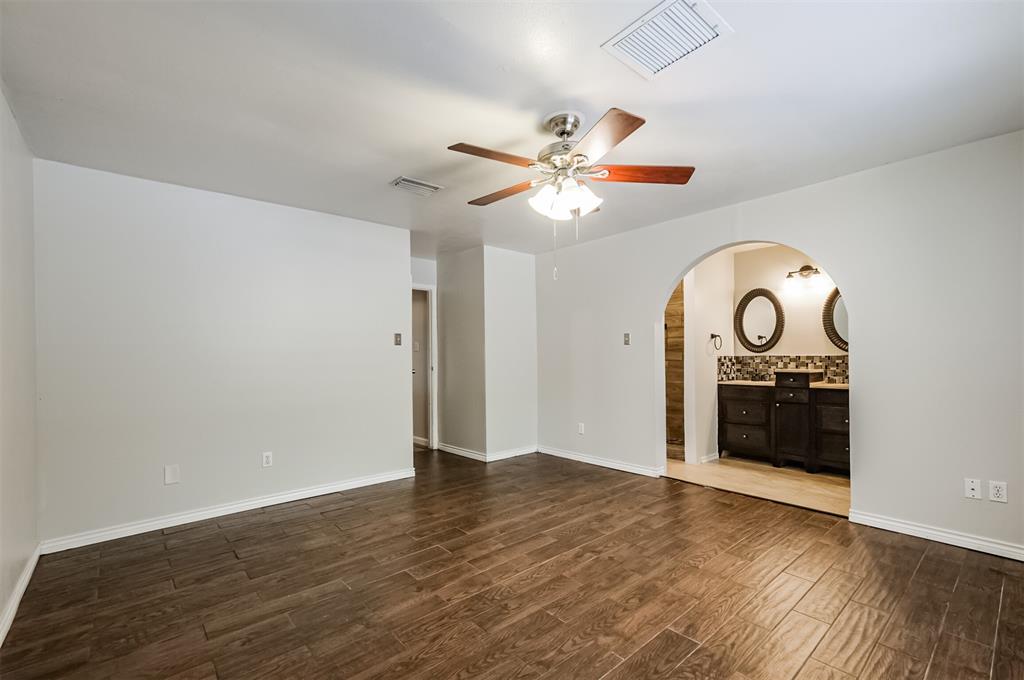 2158 Middle Creek Drive, Kingwood, Texas image 20