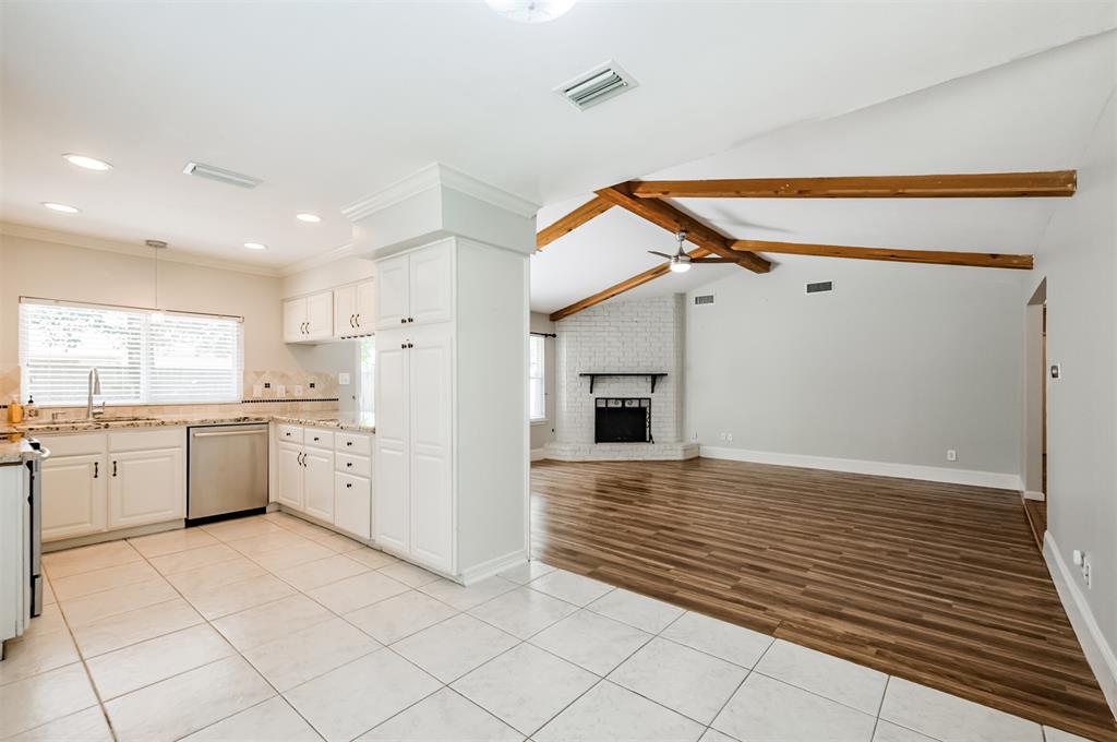 2158 Middle Creek Drive, Kingwood, Texas image 16
