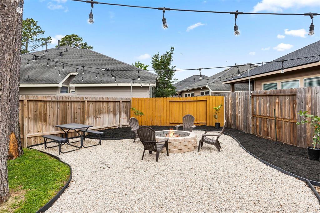 13718 Cardinal Flowers Drive, Cypress, Texas image 34
