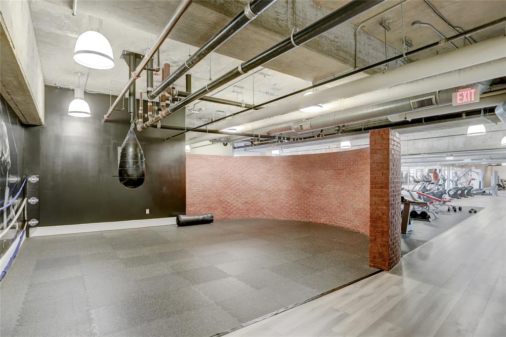 5925 Almeda Road #11204, Houston, Texas image 25