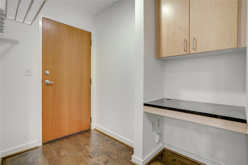 5925 Almeda Road #11204, Houston, Texas image 13