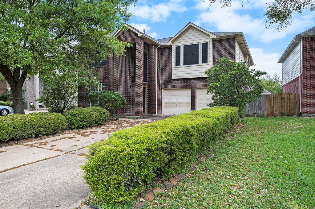8322 Morning Dawn Drive, Houston, Texas image 2